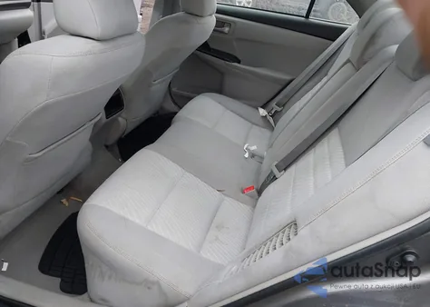 2016 Toyota Camry Hybrid Le z USA, uszkodzony, nr VIN 4T1BD1FK1GU183791